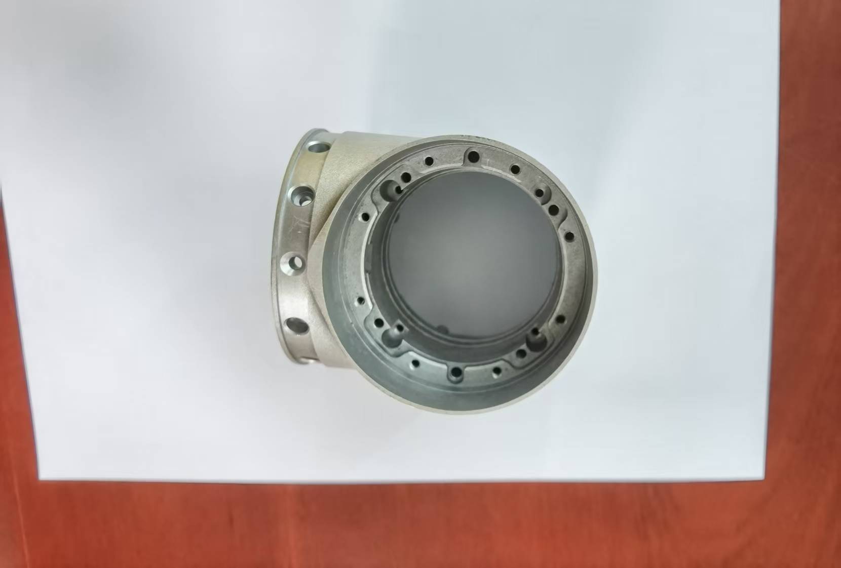 Gefertigtes Aluminium-Gelenkgehäuse mit Harmonic-Drive-Aufnahme